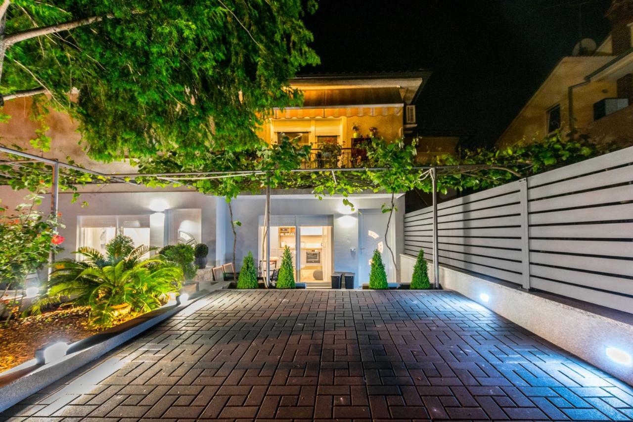 Lavanda Maslina - New Luxury Apartments Pula Exterior photo